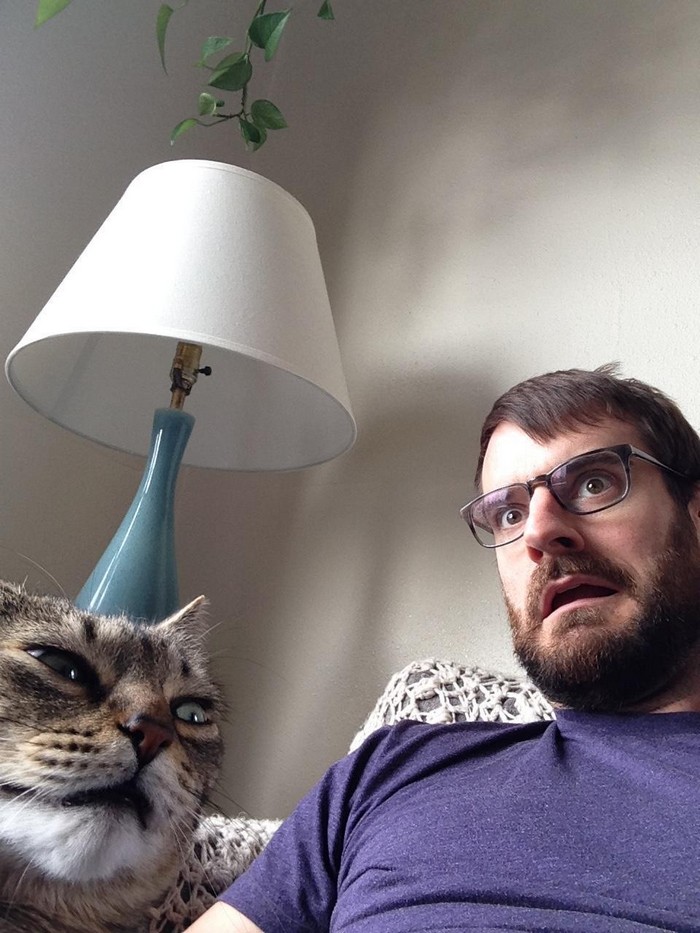 these-animals-look-like-they-hate-selfies-7